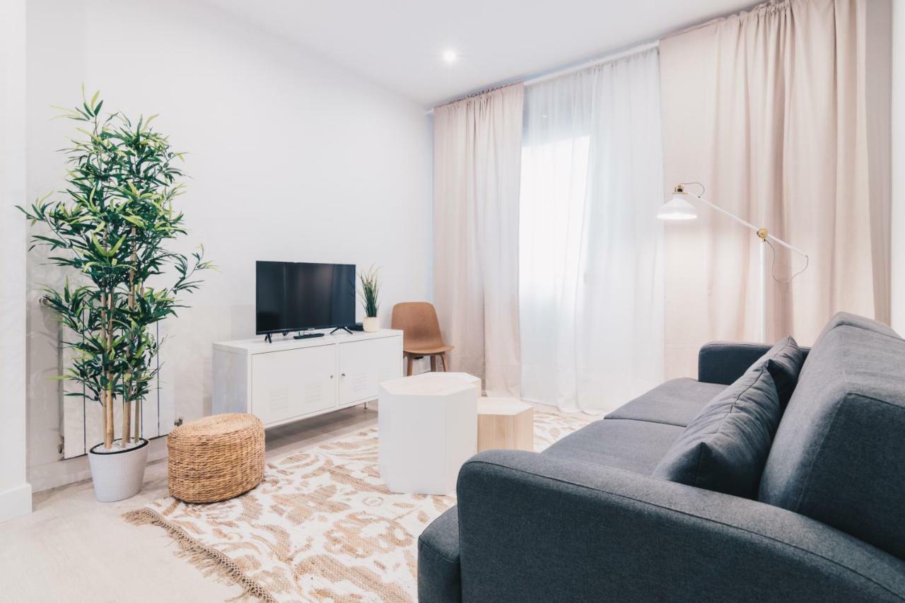Altair Apartment By People Rentals Бильбао Экстерьер фото